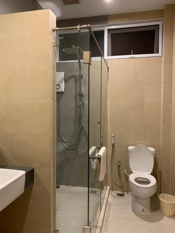 Beach House By Rose Massage Praia de Nai Thon Exterior foto
